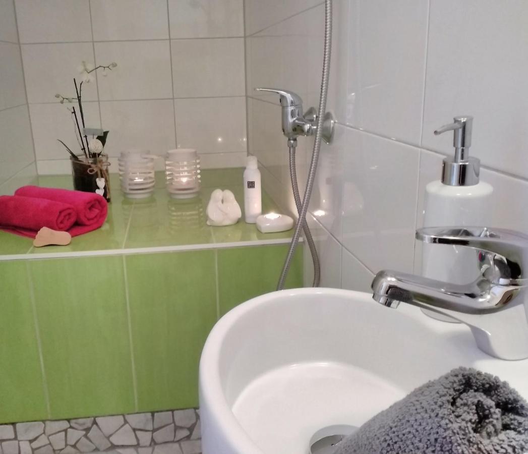 Ferienwohnungen Wie Im Sueden Großostheim Eksteriør billede